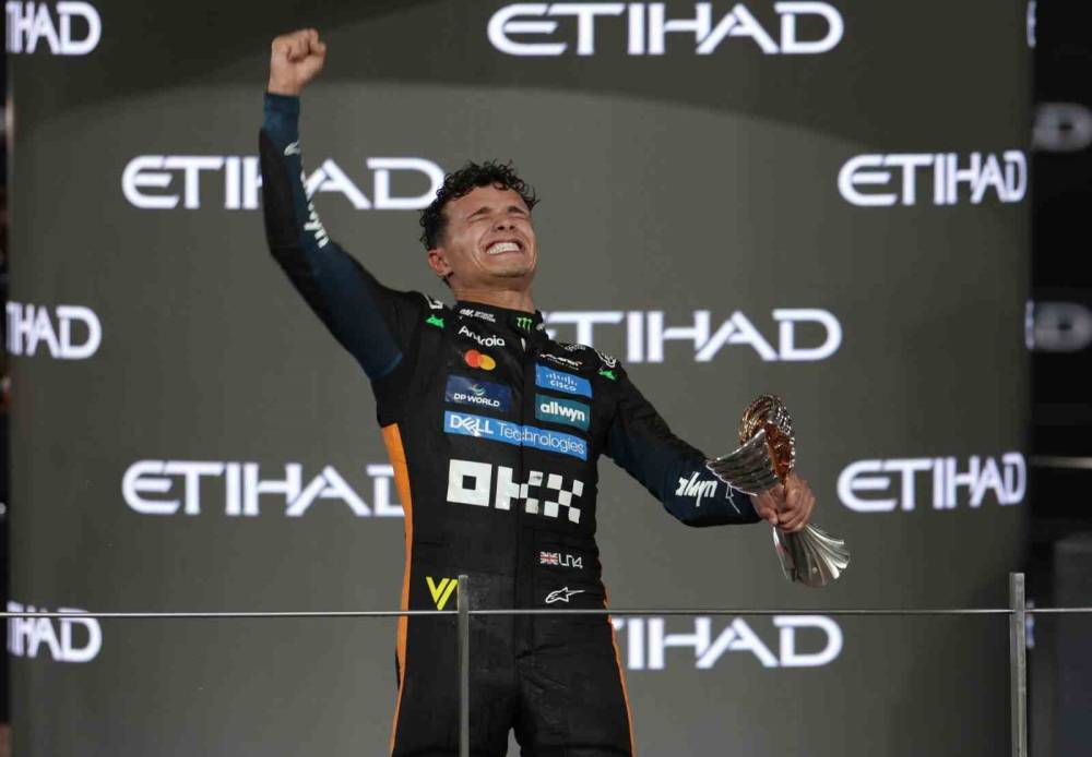 Lando Norris 2 puan farkla şampiyon oldu