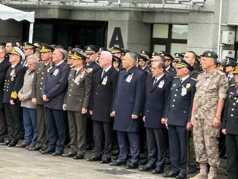 10'larca suç kaydı olanlar sokaklarda! Polis memuru Emre Albayrak'ın katil zanlısı da suç makinesi çıktı!