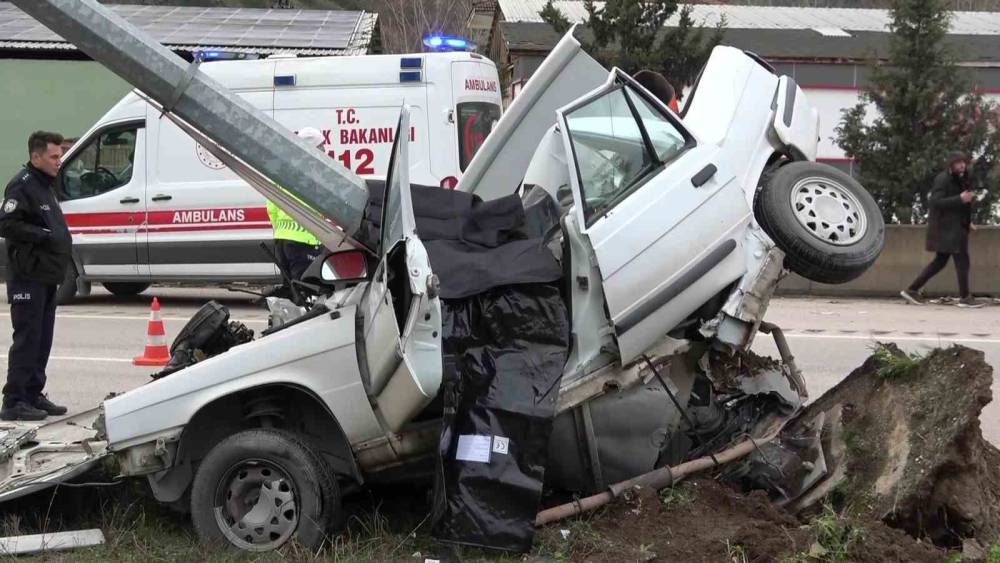 Amasya’da genç avukat duruşmaya giderken kazada hayatını kaybetti