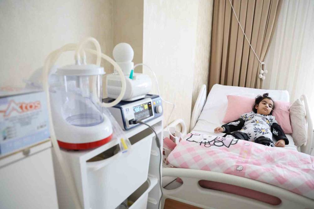 Yürüyerek girdiği hastanede ‘yanlış iğne’ yüzünden yatalak hale geldi