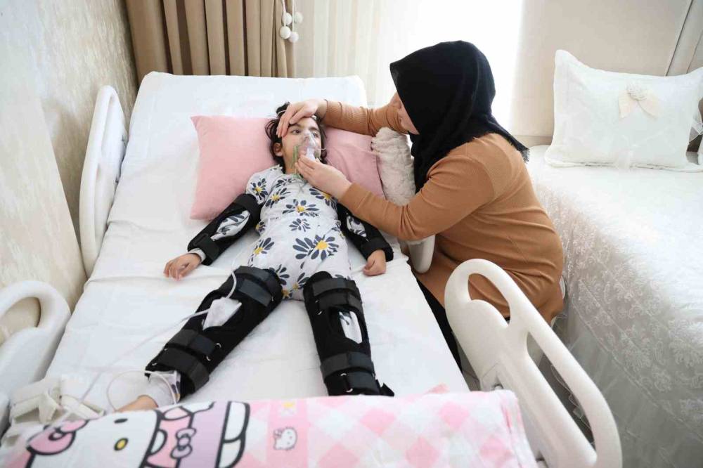 Yürüyerek girdiği hastanede ‘yanlış iğne’ yüzünden yatalak hale geldi