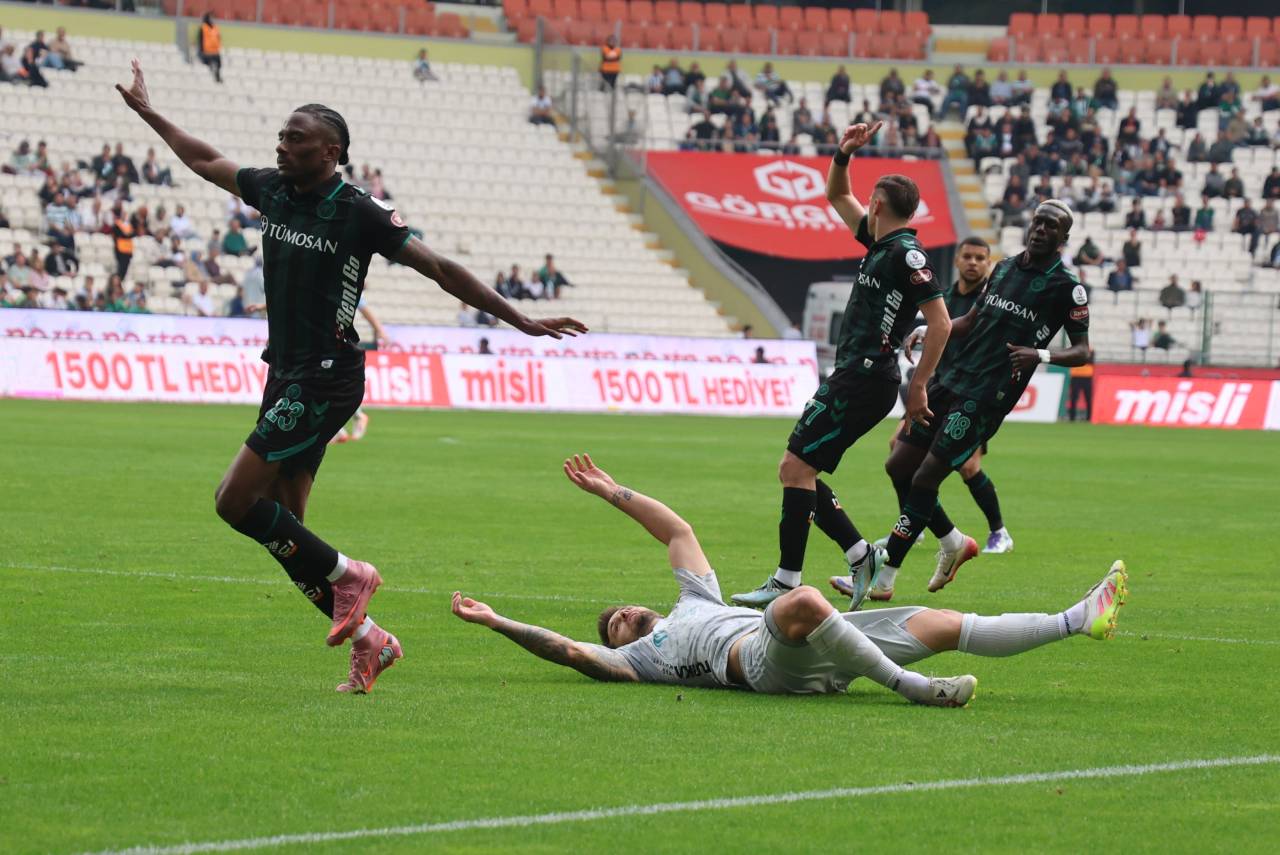 konyaspor-kocaelispor-1.jpg