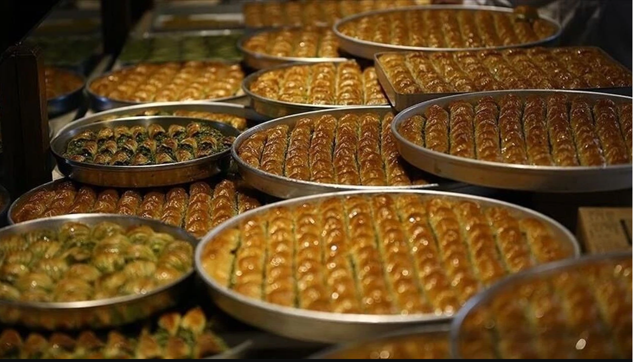 faruk-gullu-baklava.png