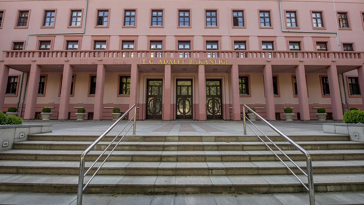 adalet-bakanligi-1478489.jpg