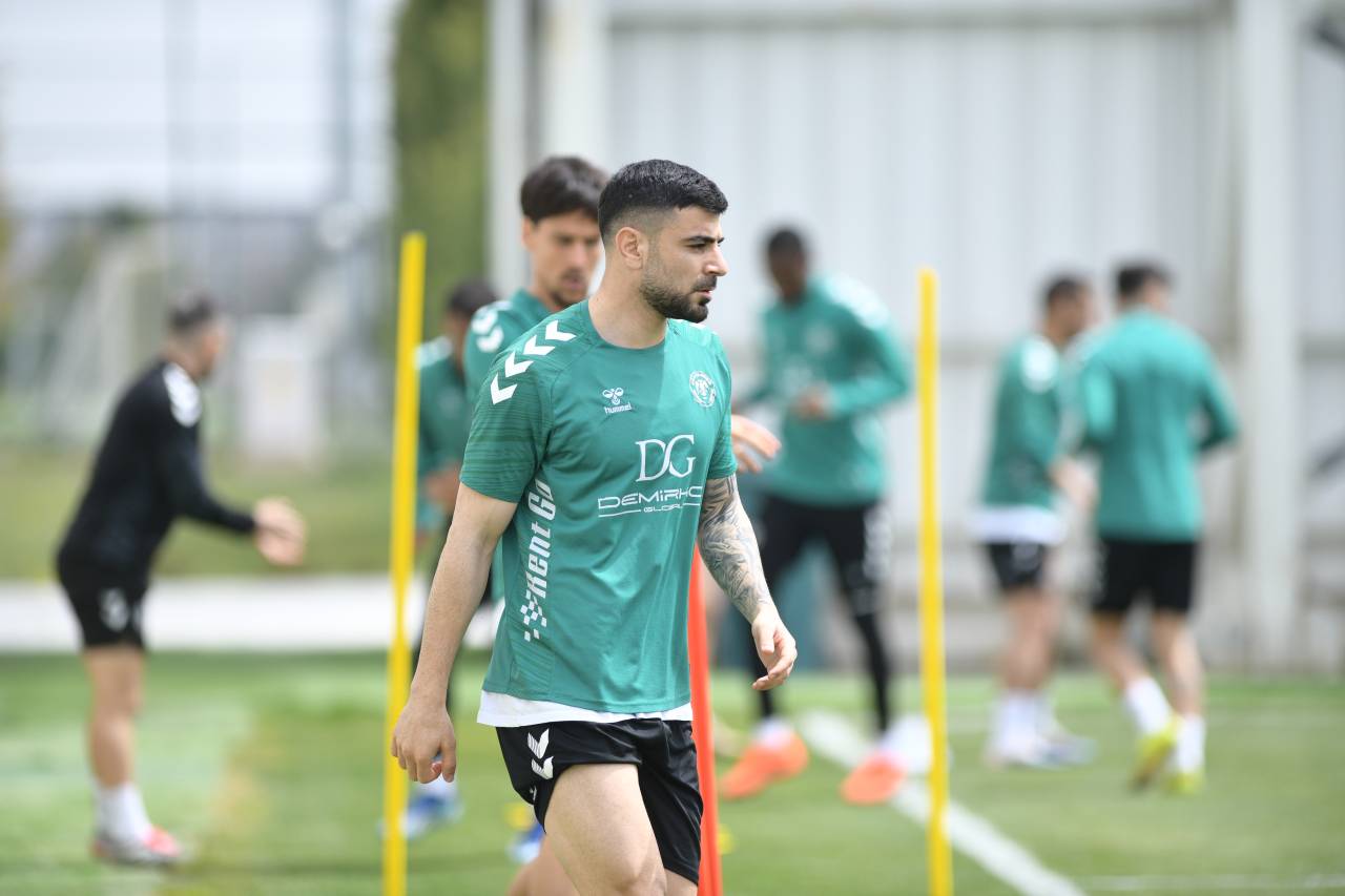 konyaspor-antrenman-6.jpg