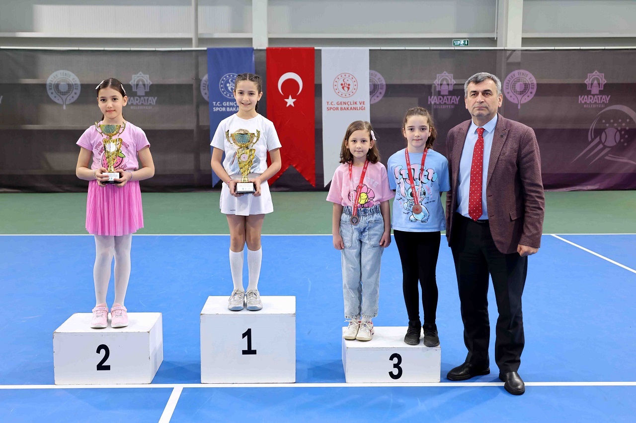 karatay-tenis.jpg