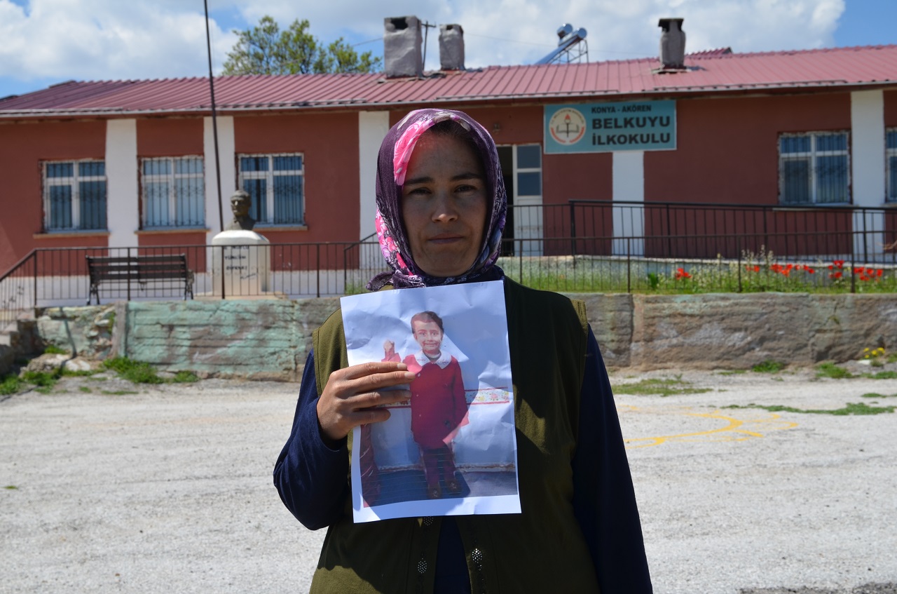 aa-20260501-41259199-41259198-konyali-anne-10-yildir-kayip-olan-oglundan-gelecek-haberi-bekliyor.jpg