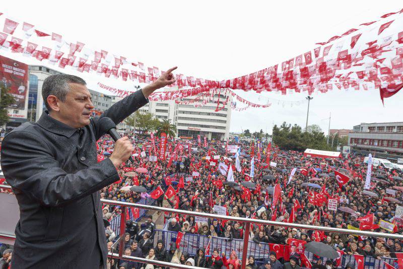 ozgur-ozel-konya-da-erdogan-in-kactigi-alandayiz.jpg