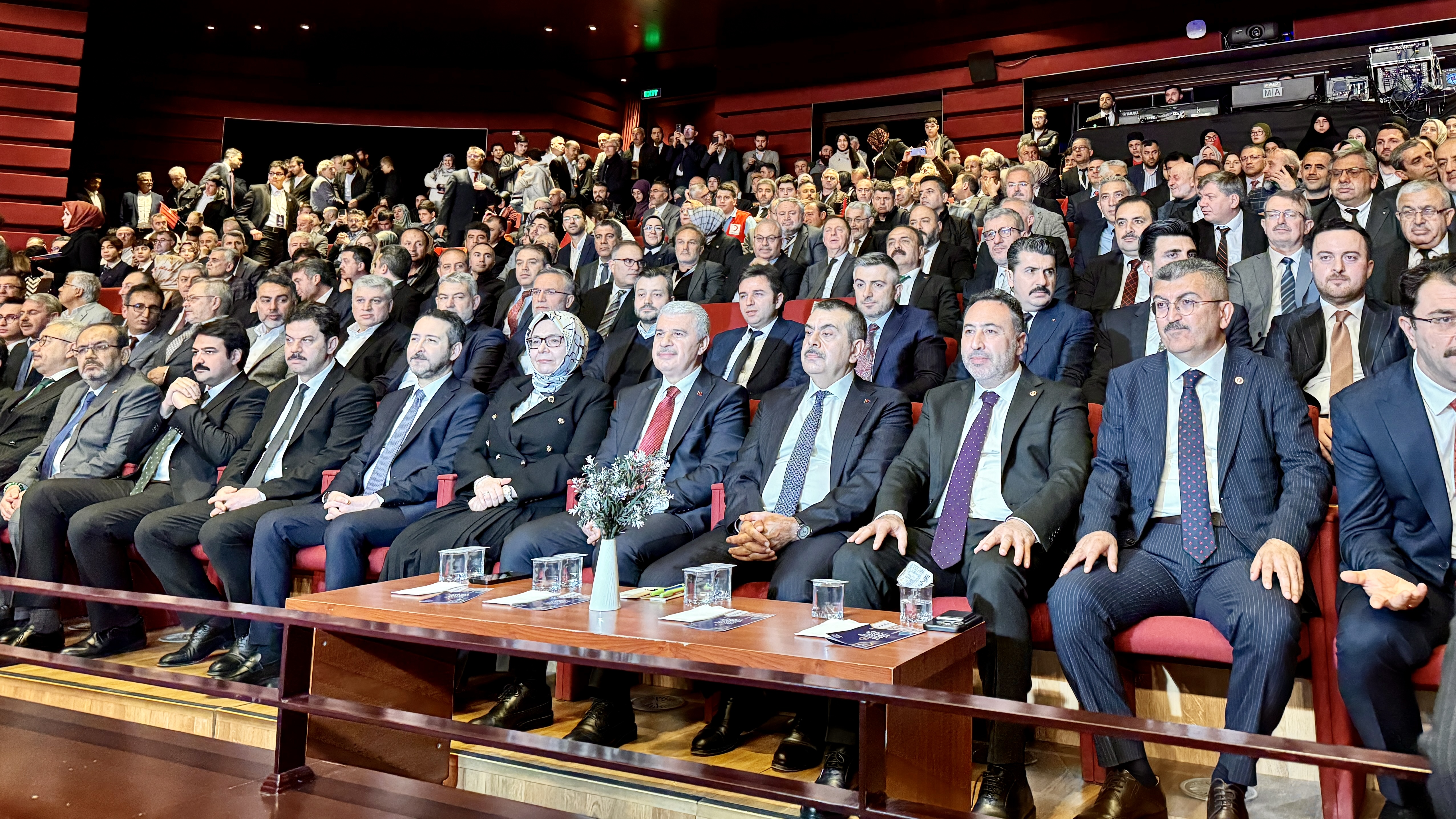 aa-20260506-41303311-41303307-milli-egitim-bakani-tekin-imam-hatip-okullari-buyuk-turkiye-soleninde-konustu.jpg