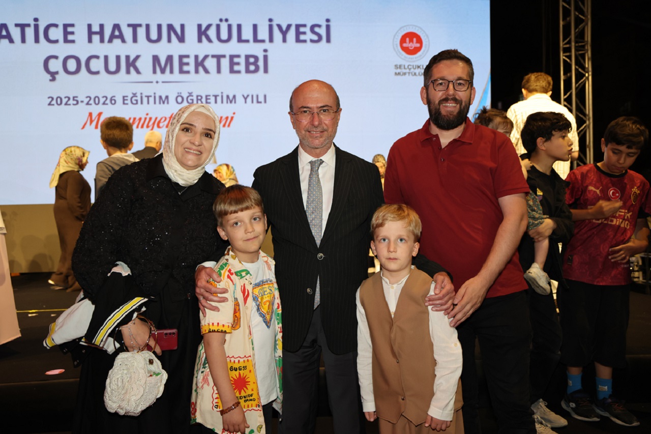 selcuklu-mezuniyet-4.jpg