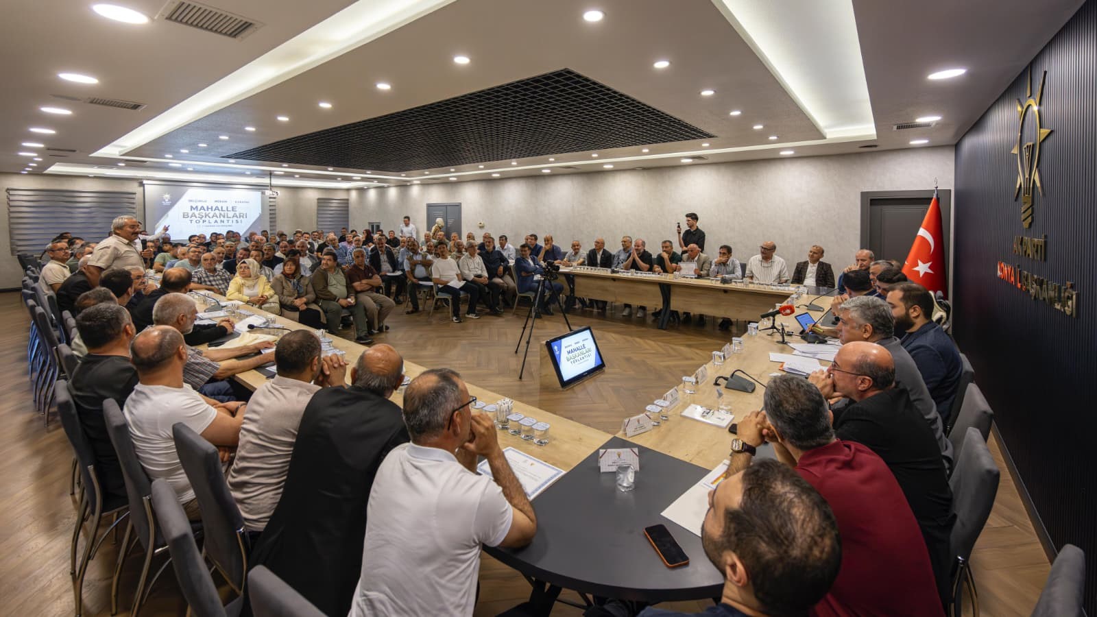 ak-parti-konya-8.jpg