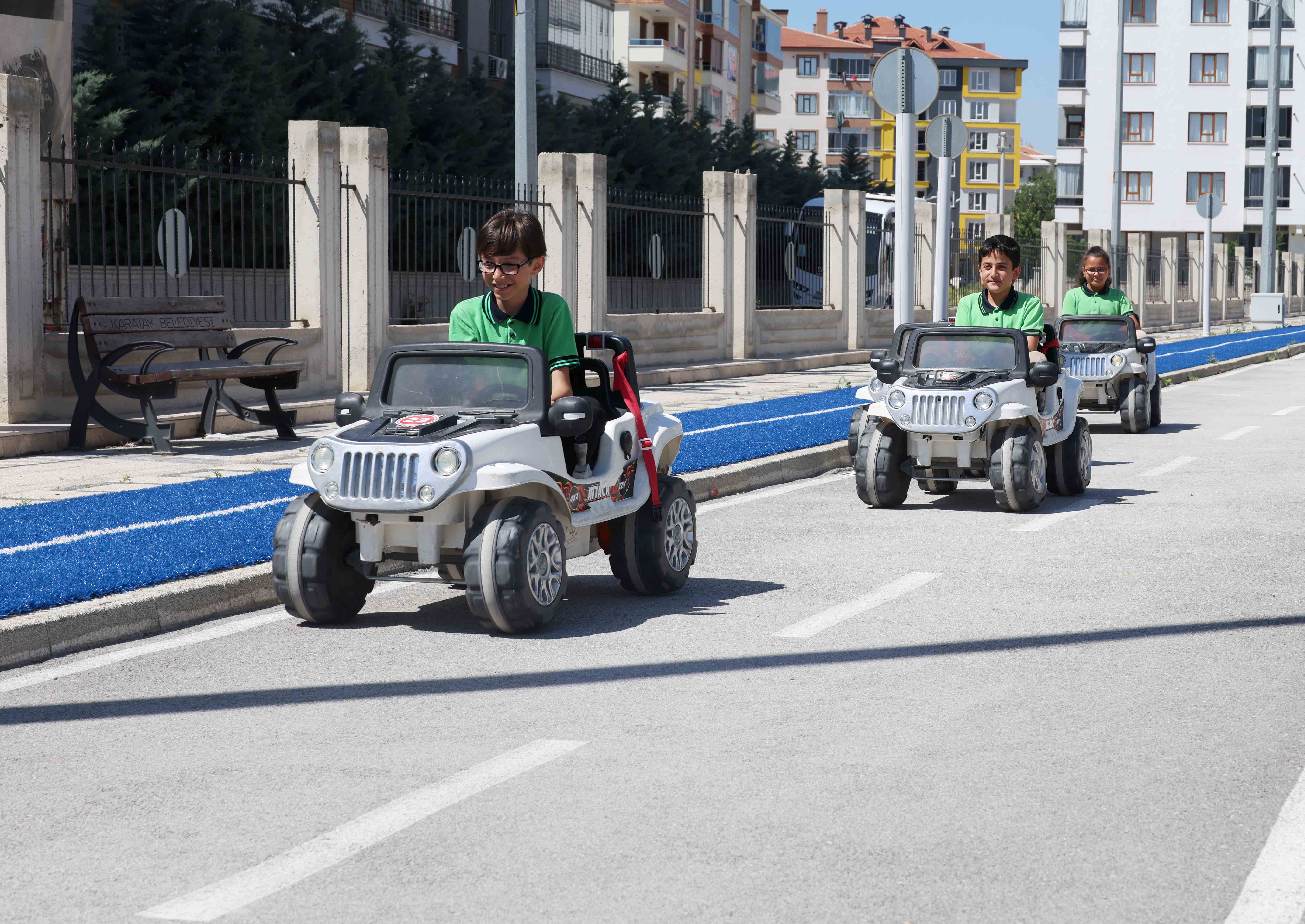 karatay-trafik-egitim-parkinda-egitimler-tamamlandi-8.jpg