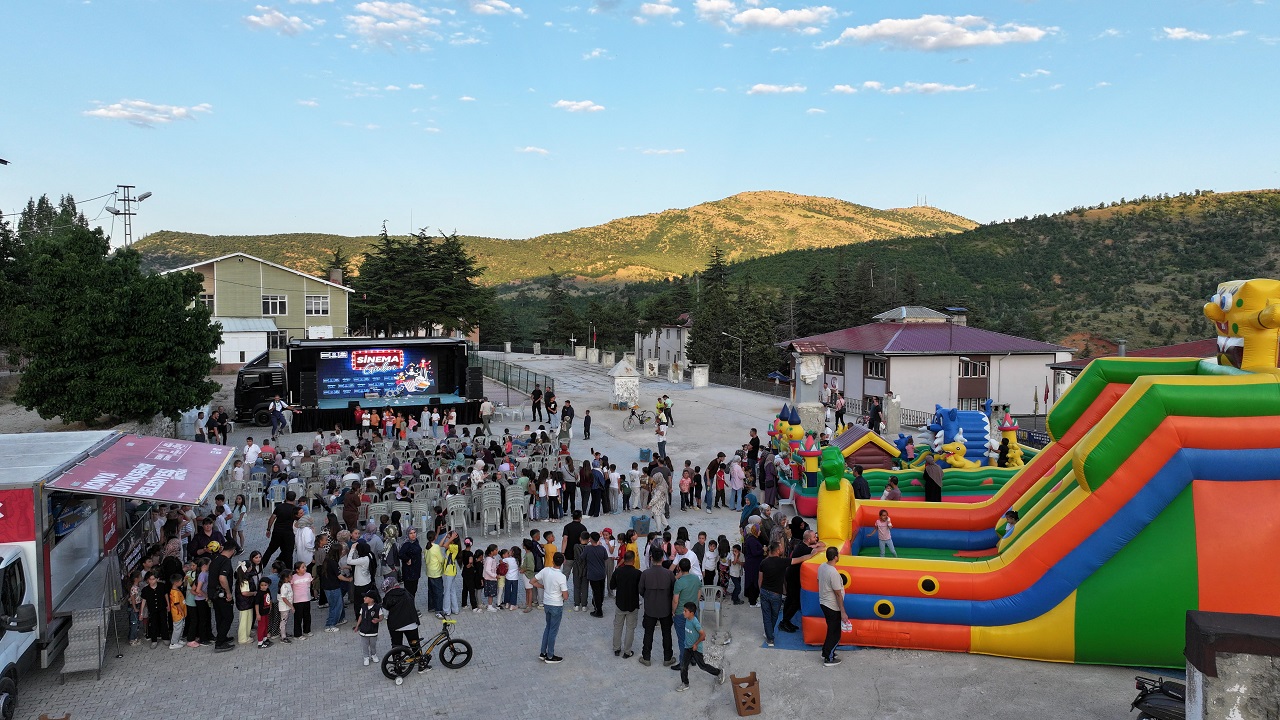 konya-sinema-tir.jpg