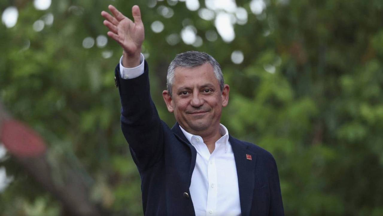 ozgur-ozel-yeni-parti.jpg