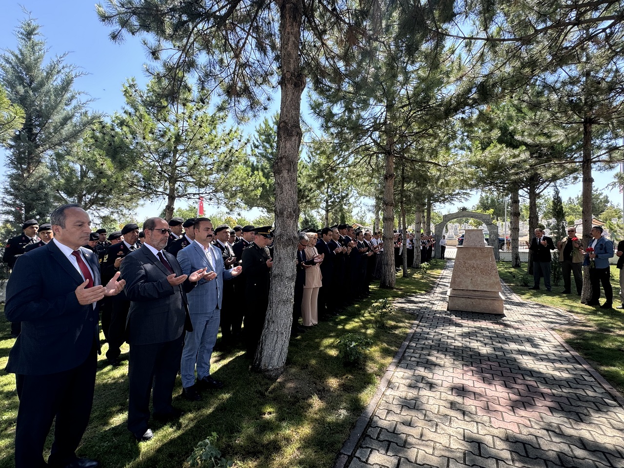 aa-20260715-41980471-41980470-konya-ve-cevre-illerde-15-temmuz-demokrasi-ve-milli-birlik-gunu-anma-etkinlikleri-duzenlendi.jpg
