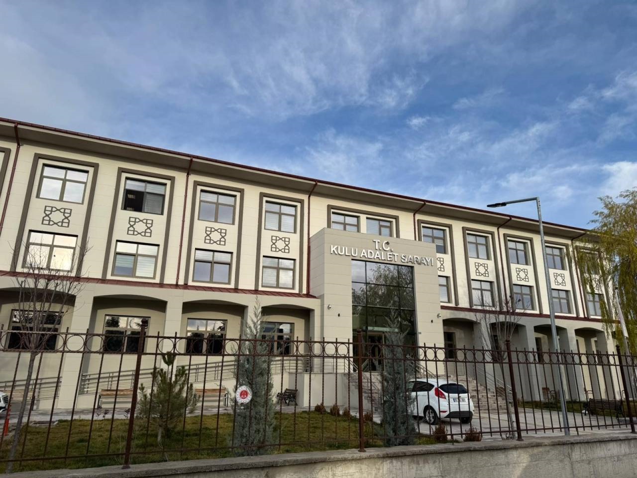 aw595402-01.jpg