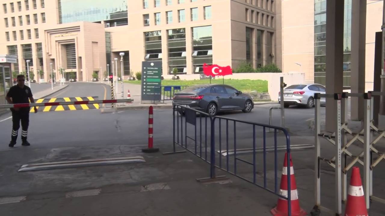 haluk-levent-tutuklandi-3.jpg