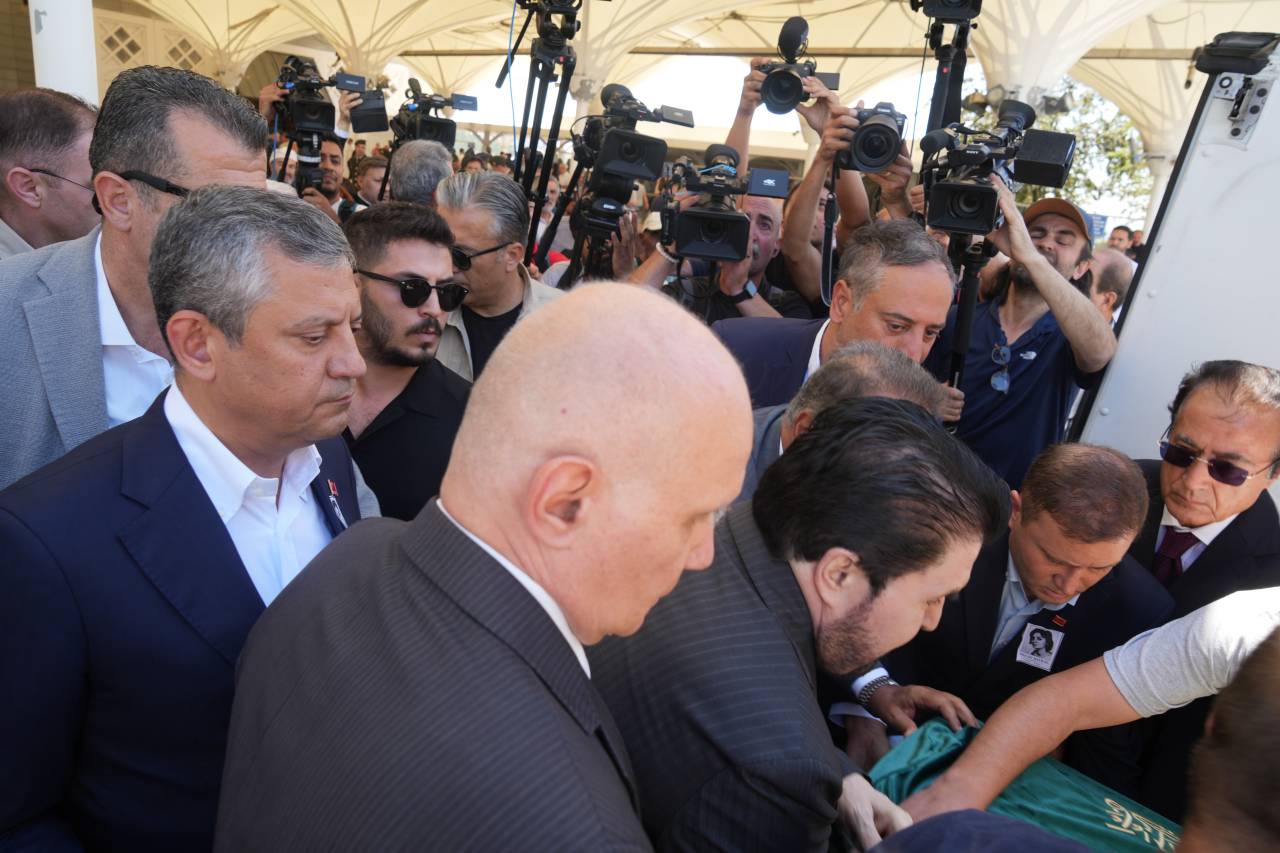 baykal-cenaze-ozgur-ozel-kemal-kilicdaroglu-7.jpg