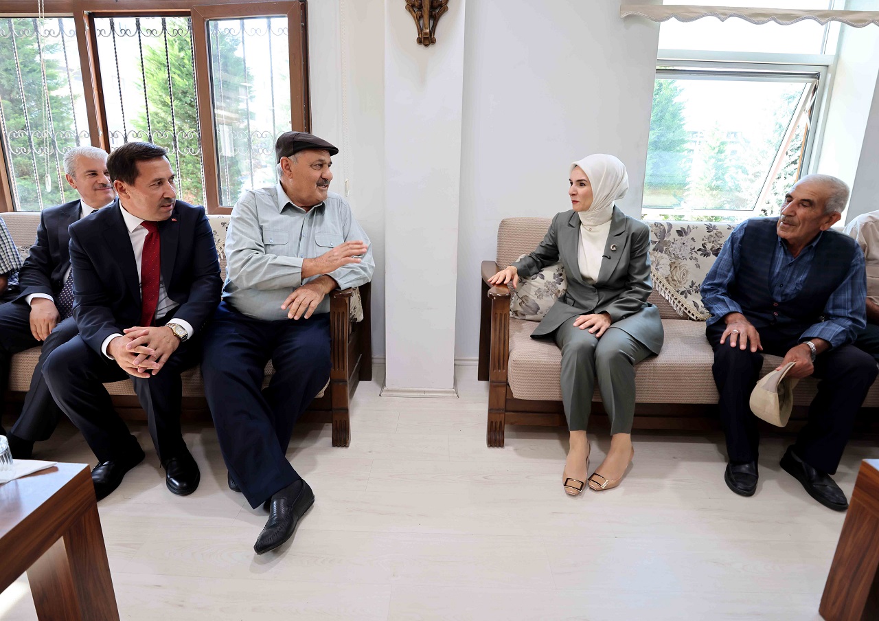 mahakke-konagi-karatay-2.jpg
