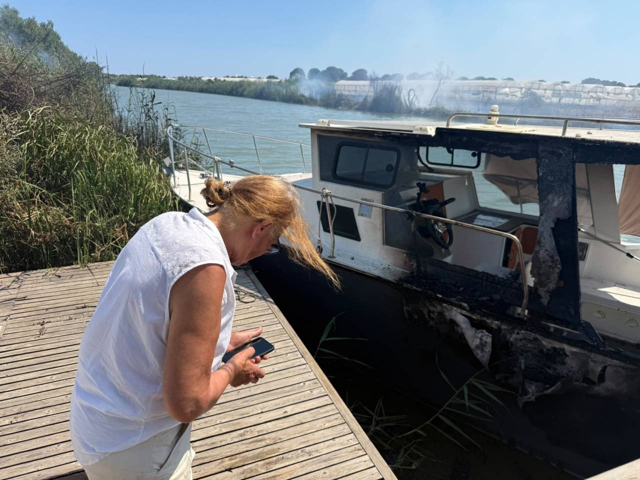 antalyada-yangin-faciasi-milyonluk-tekne-2.jpg