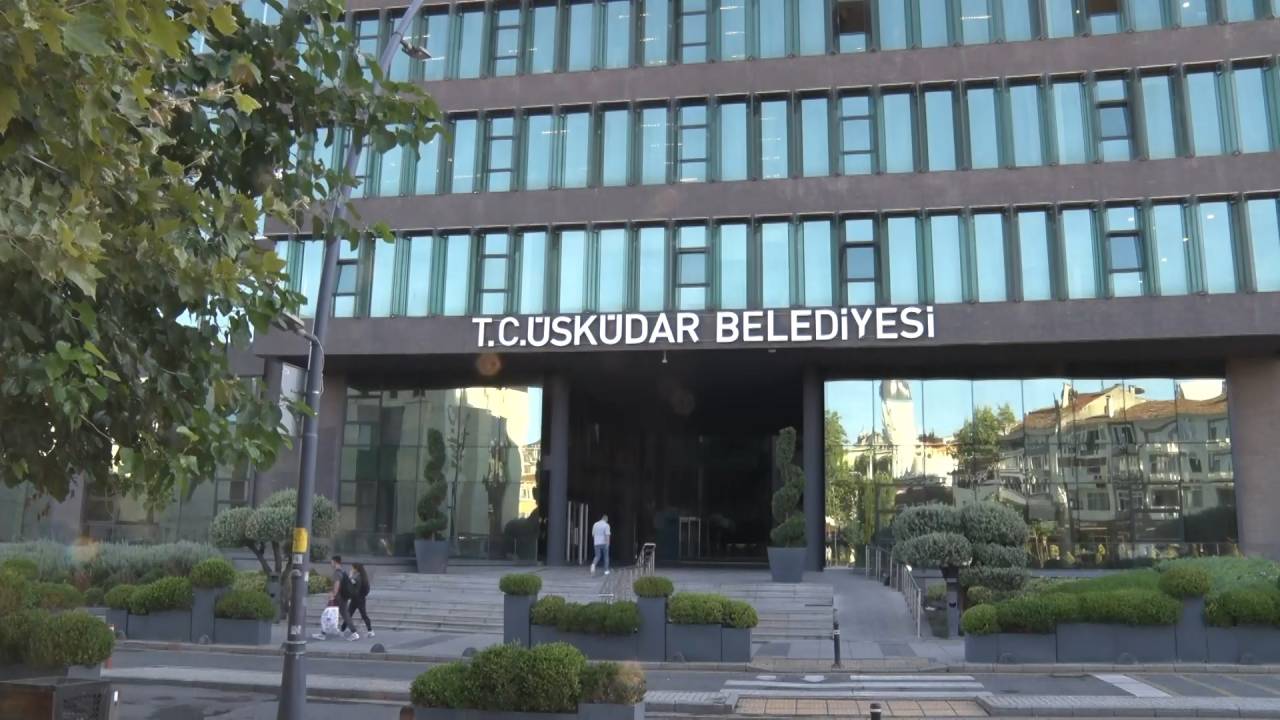 uskudar-belediyesine-operasyon.jpg