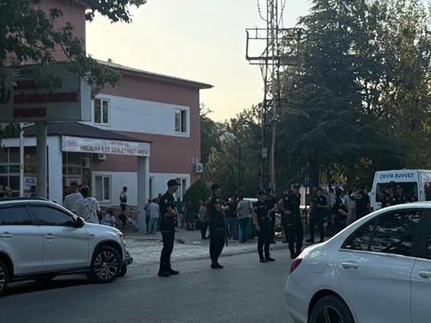 afyonkarahisar-yasli-adamm.jpg