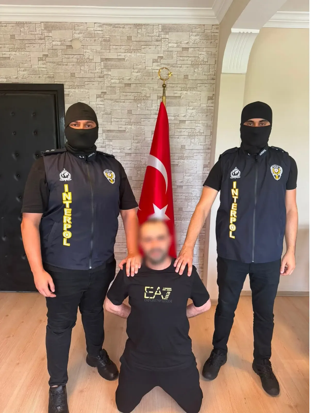 kirmizi-bulten.webp