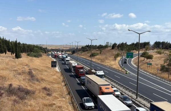 silivri-tarla-yangini.jpg
