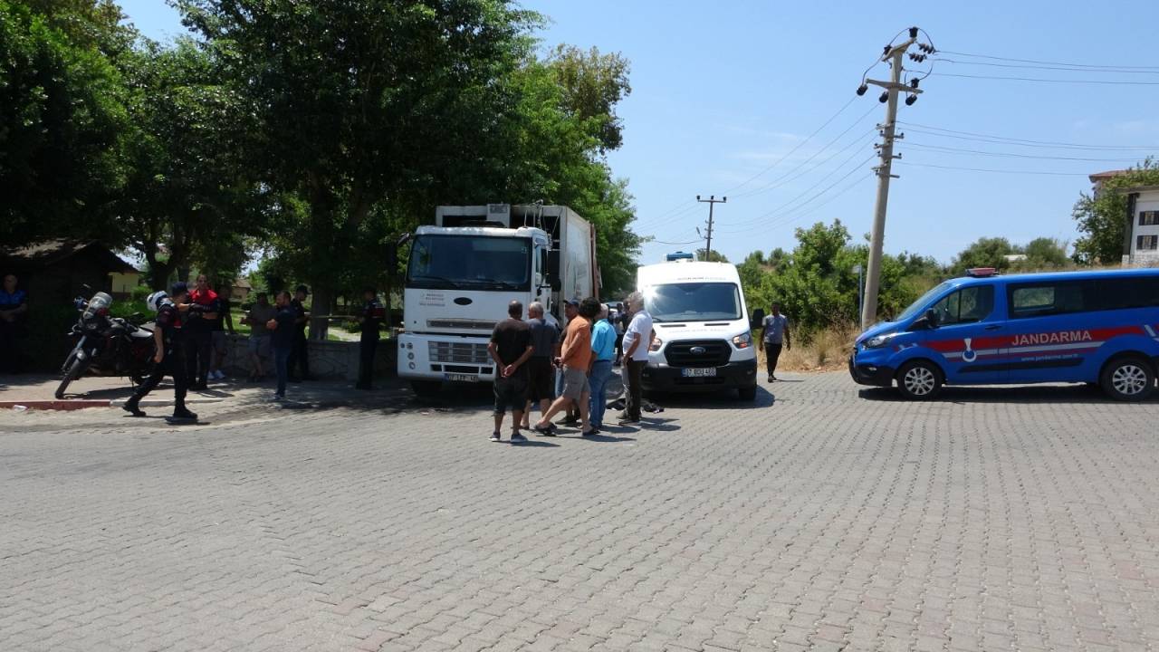 cop-topladigi-kamyon-sonu-oldu-3.jpg