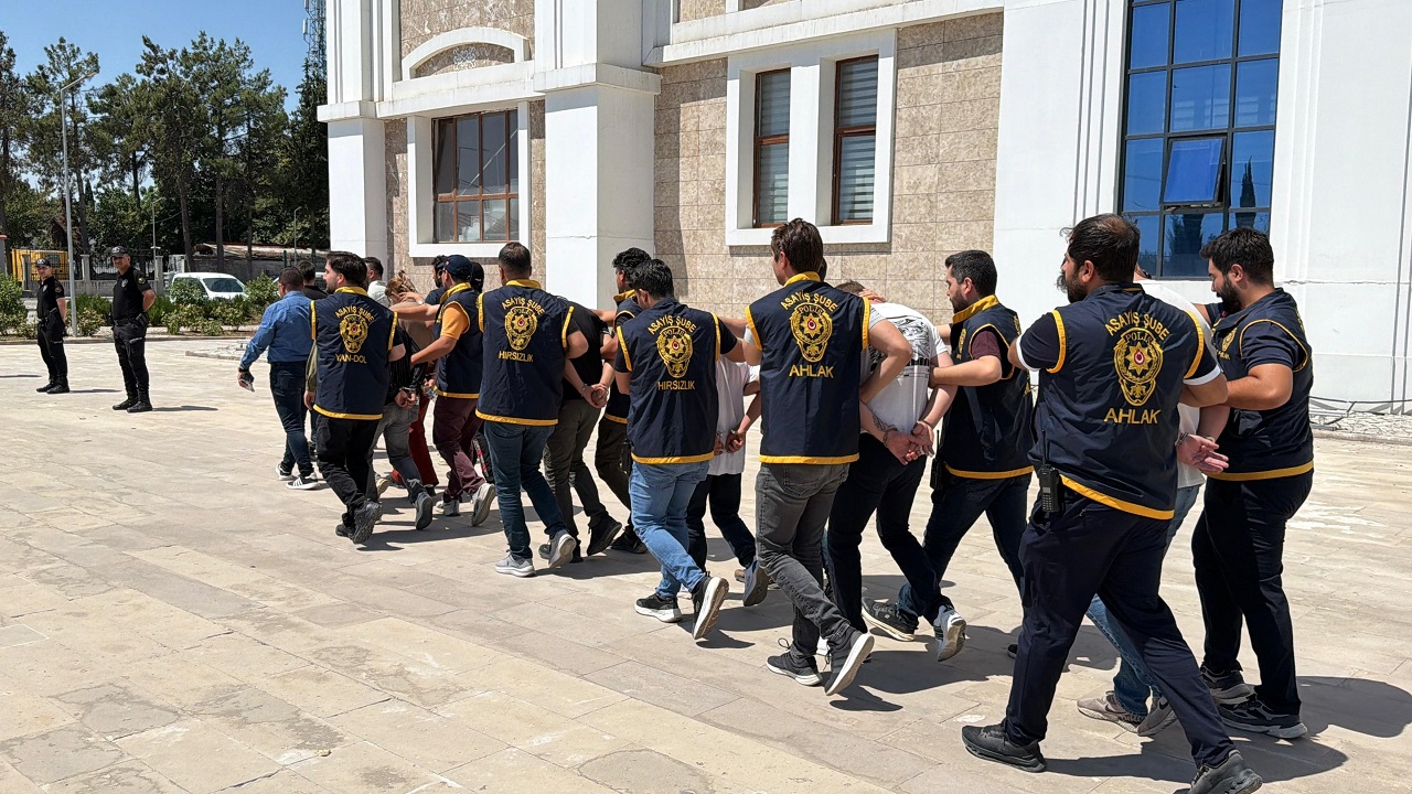 konya-adiyaman-operasyon-2.jpg