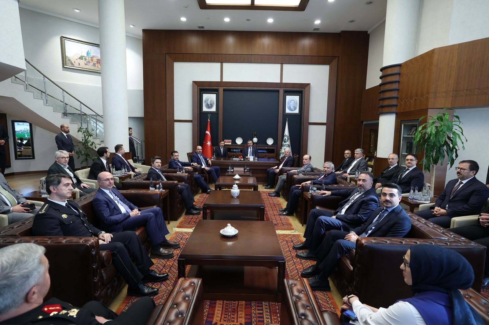 leri-bakani-mustafa-ciftci-karatay-belediyesini-ziyaret-etti-2.jpeg