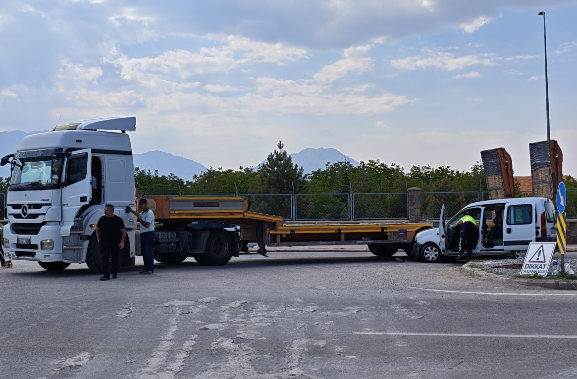 konya-kaza-cekici-2.jpg