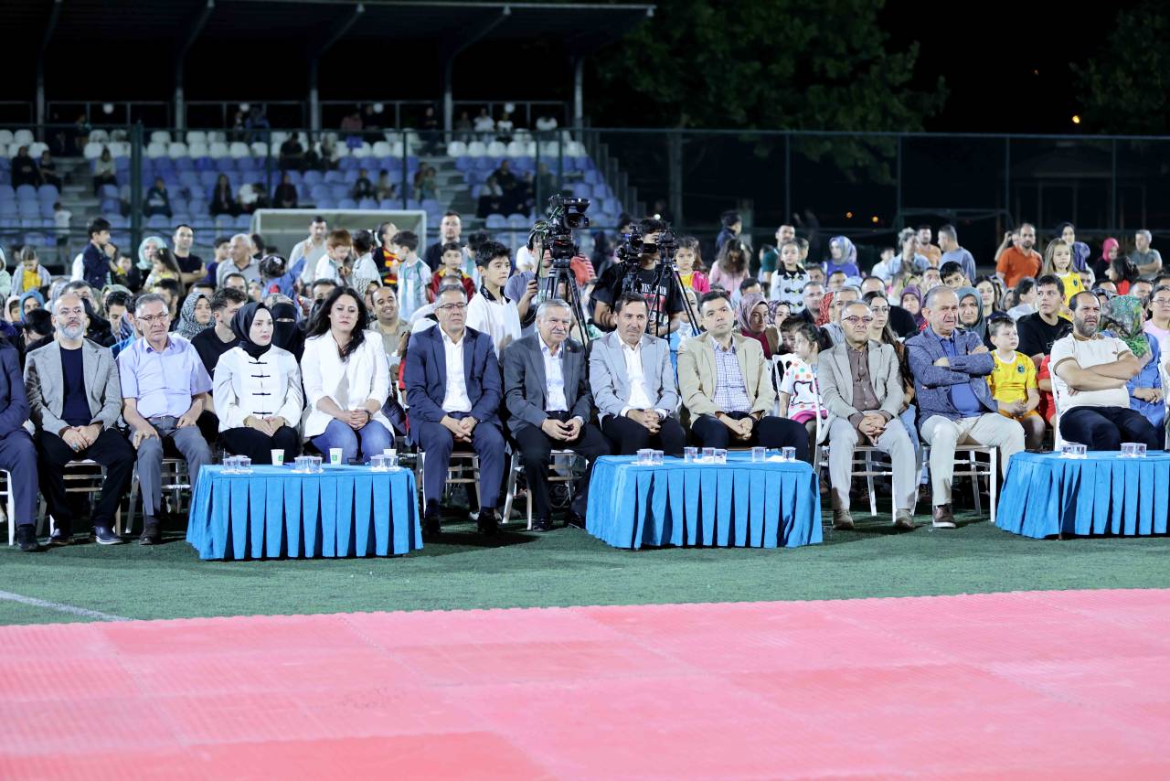 karatayda-2026-yaz-spor-okullari-donemi-tamamlandi-11-001.jpg