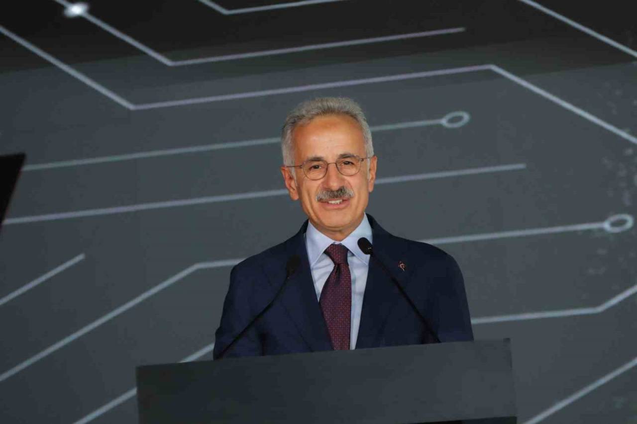 bakan-uraloglu.jpg