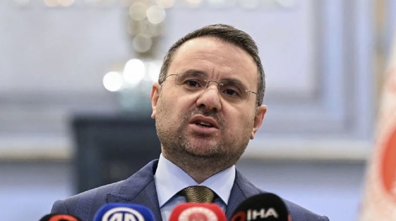 bakan-gurlek-acklamaa.jpg