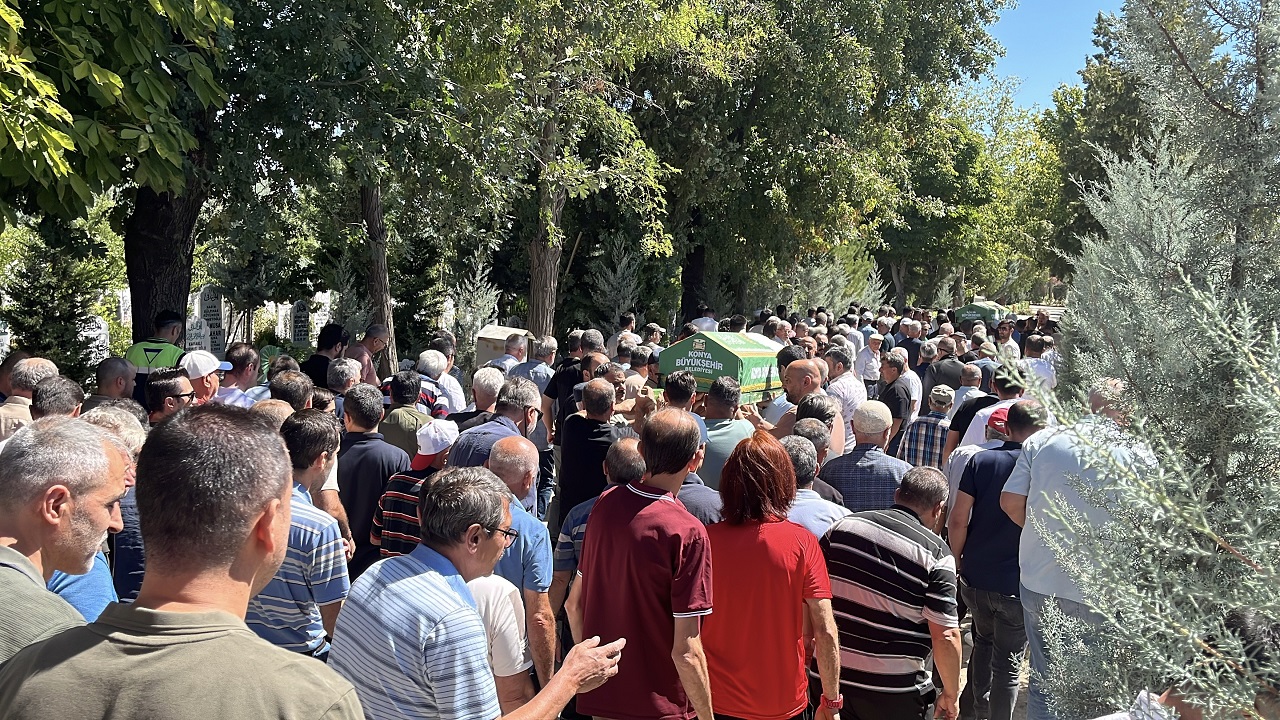 konya-kaza-kamyonet-2.jpg