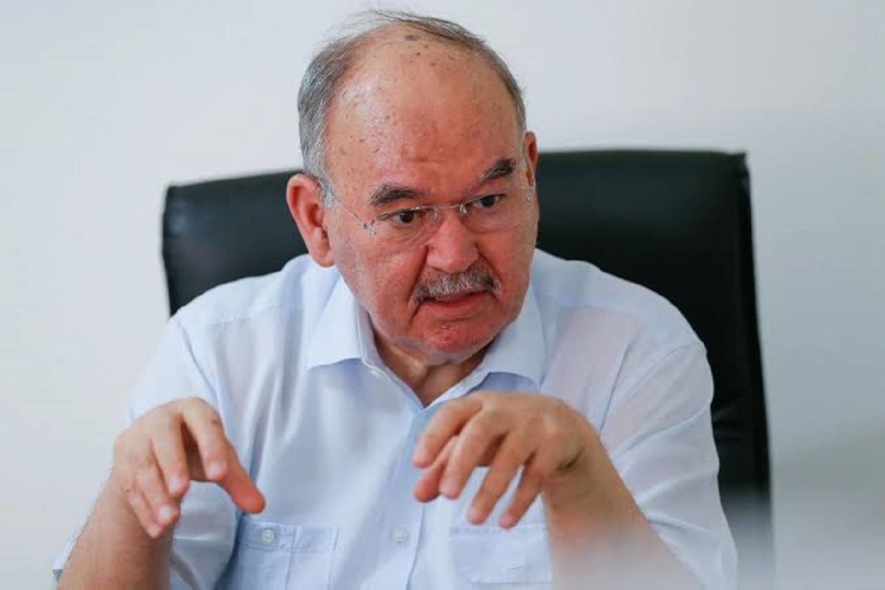 burhan-ozfatura.jpg