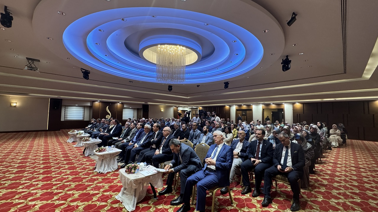 konya-ayet-akademisyenler-2.jpg