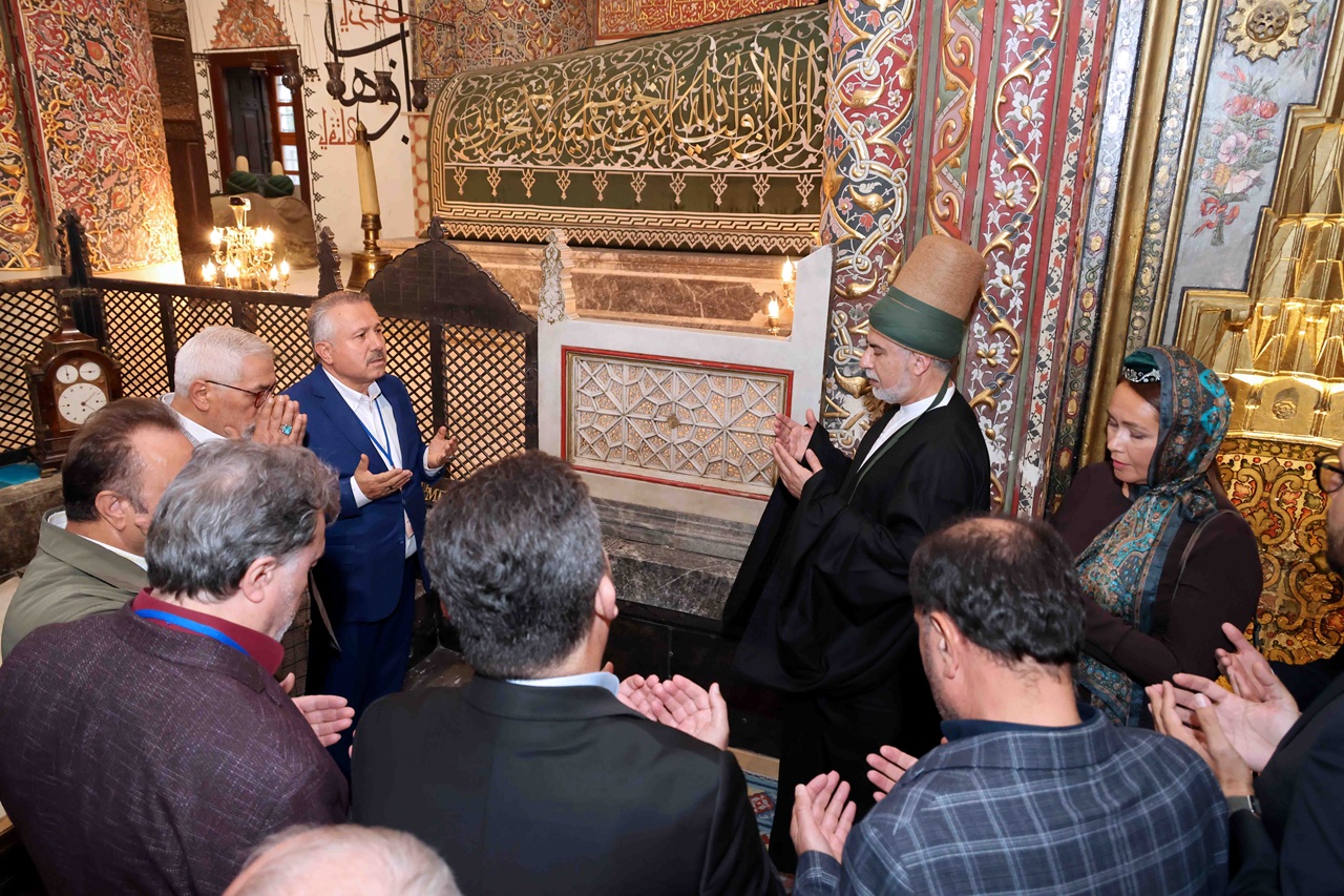siir-mevlana-konya-3.jpg