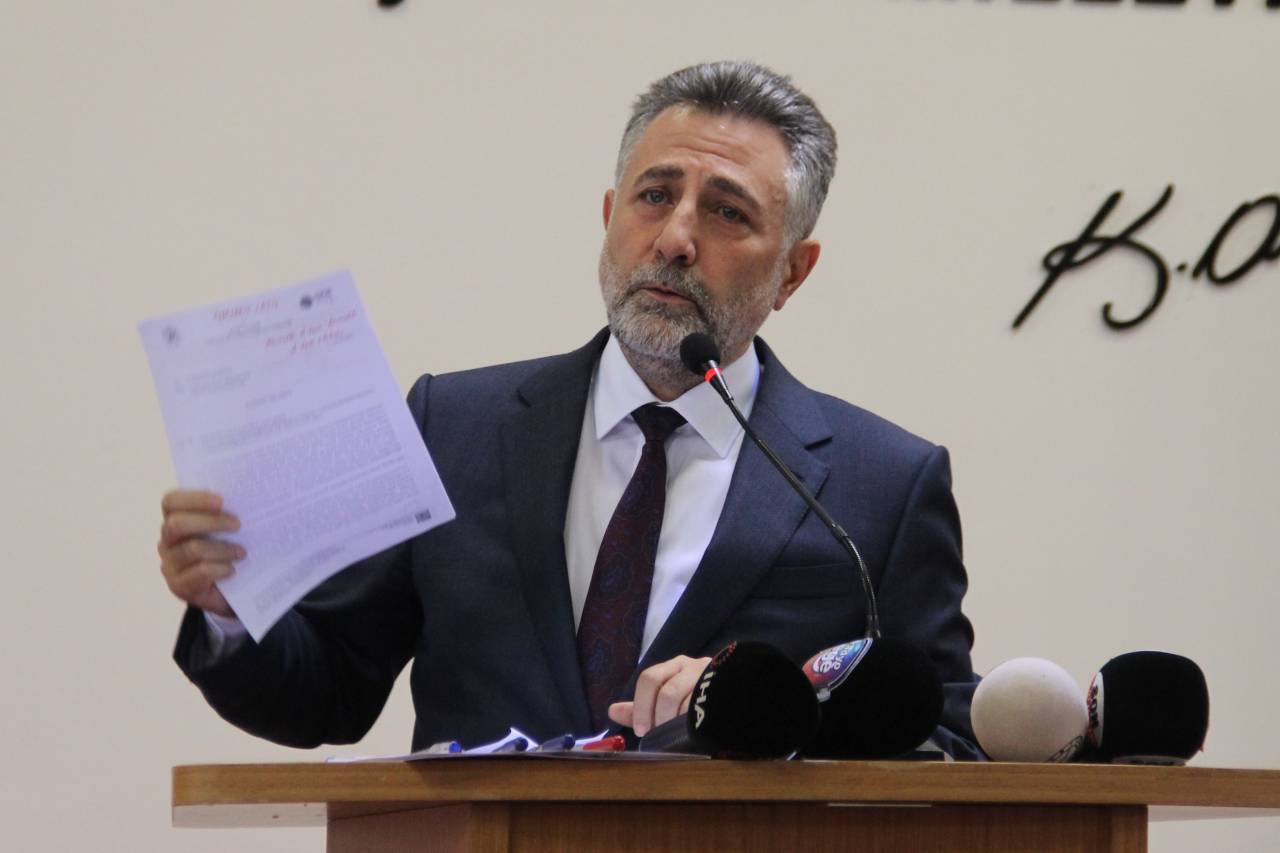 bayrakli-belediye-baskani-1.jpg