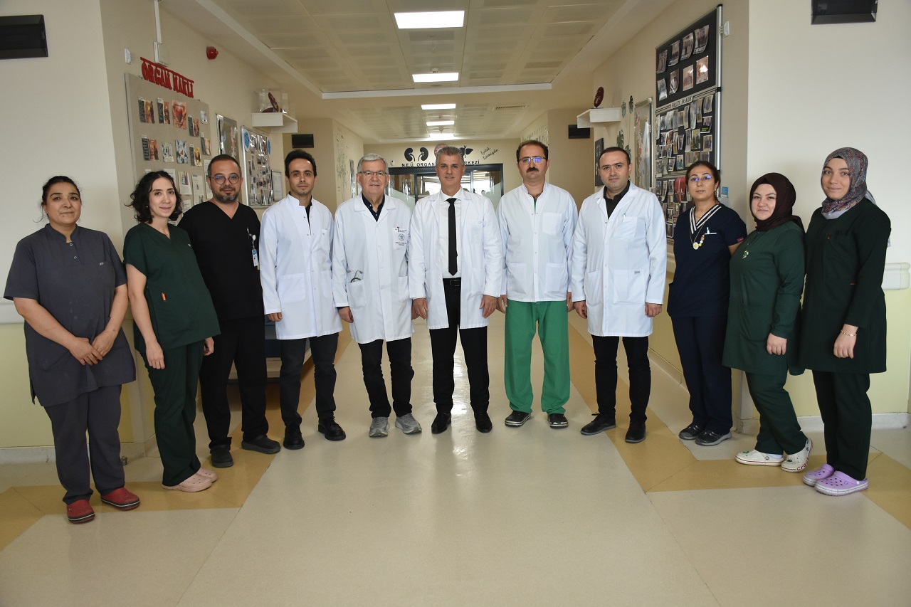 aa-20261010-42711636-42711635-capraz-bobrek-nakliyle-kardes-aile-oldular.jpg