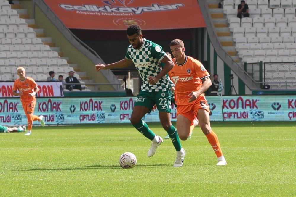 konyaspor-basaksehir-3.jpg
