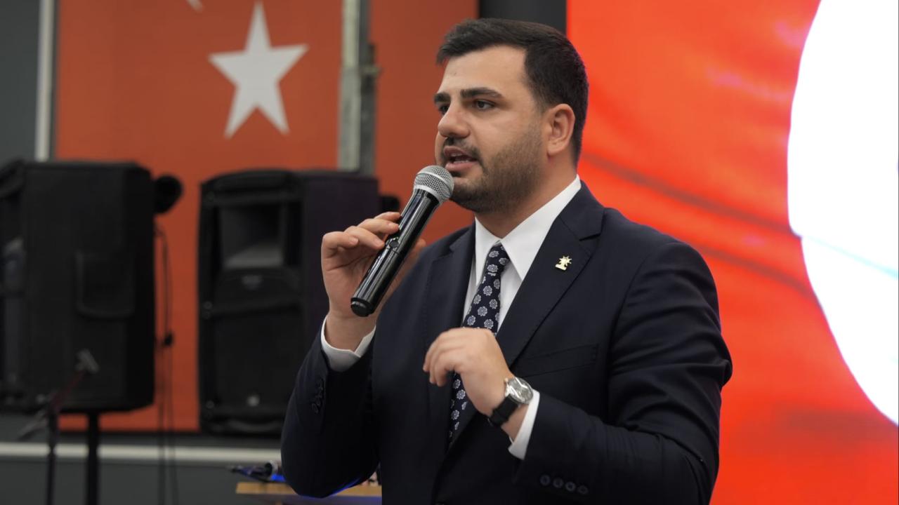 ak-parti-sekreteri-inan.jpg