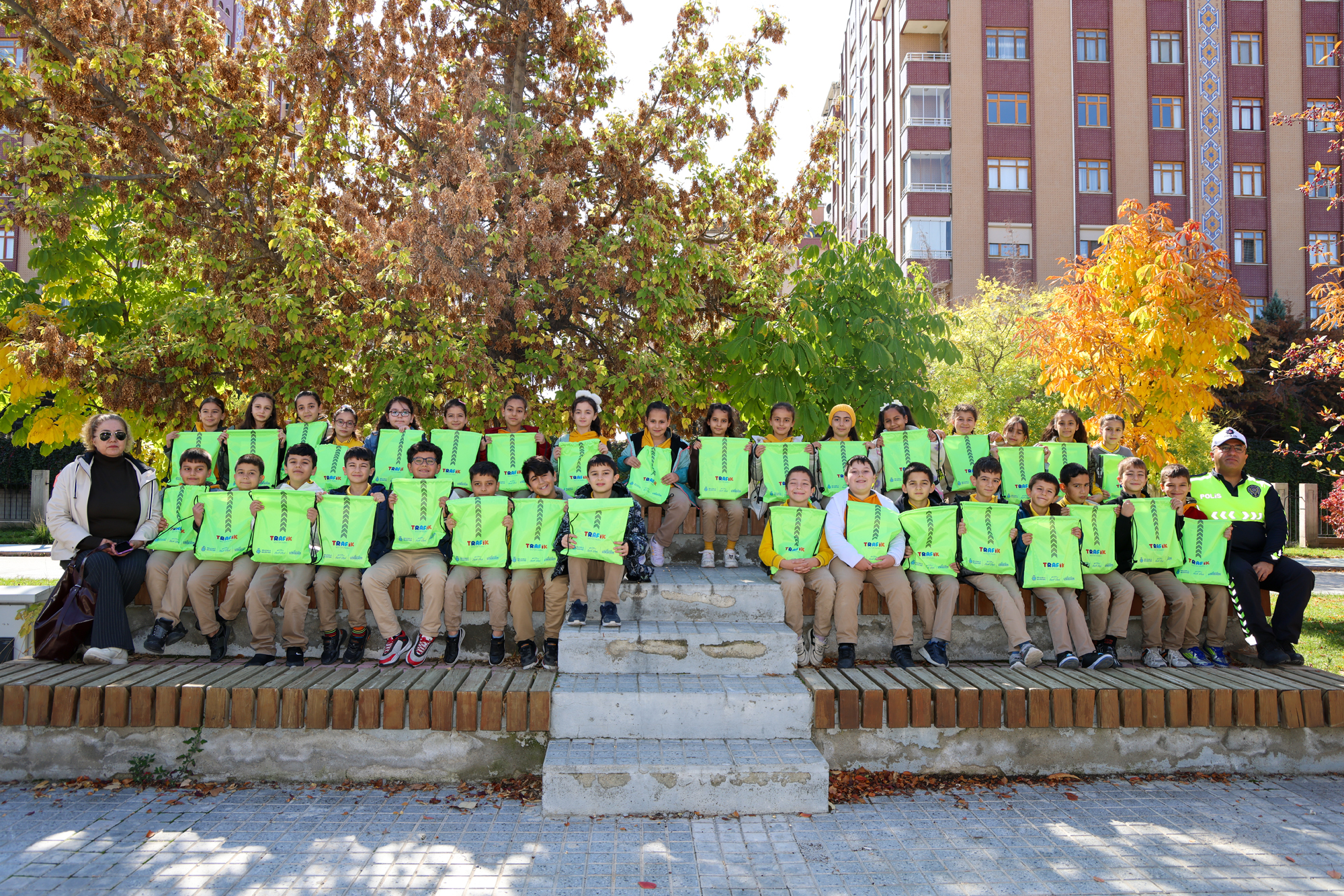 127a0880-001.jpg