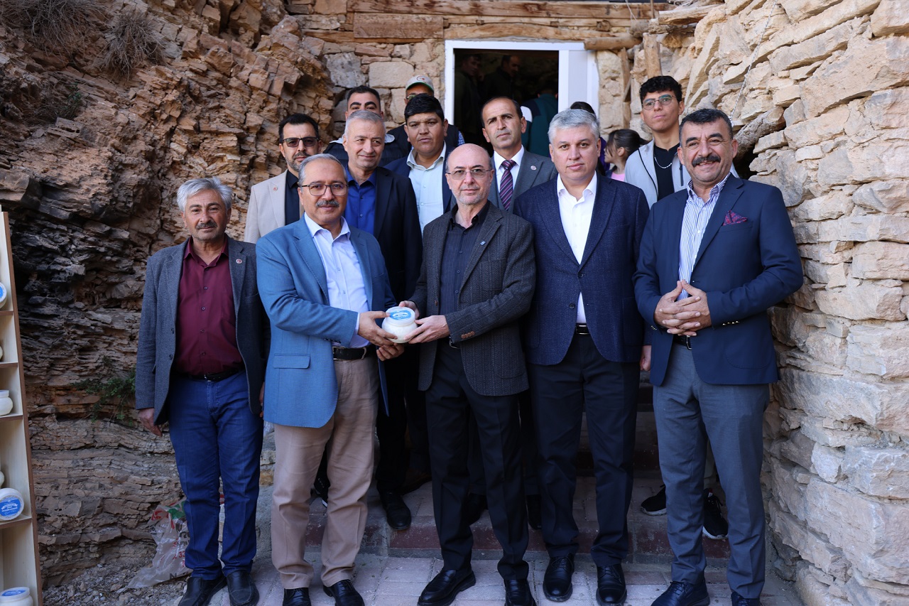 akpinar-peynir-2.jpg