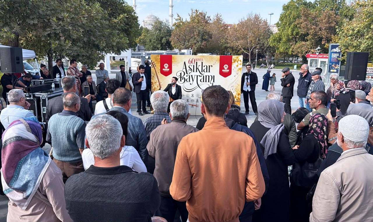 60-asiklar-bayrami-basladi-1.jpg