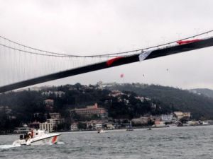 Kadın jandarmalardan boğazda muhteşem gösteri