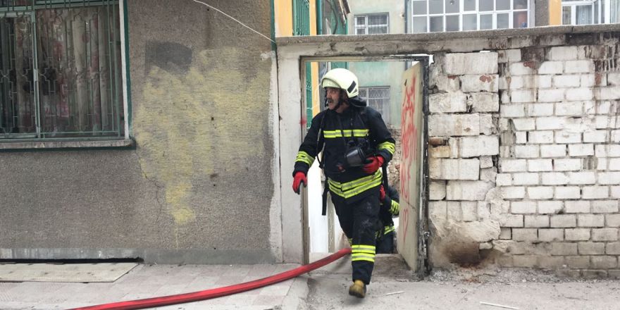 Ulaşbaba Caddesi’nde yangın