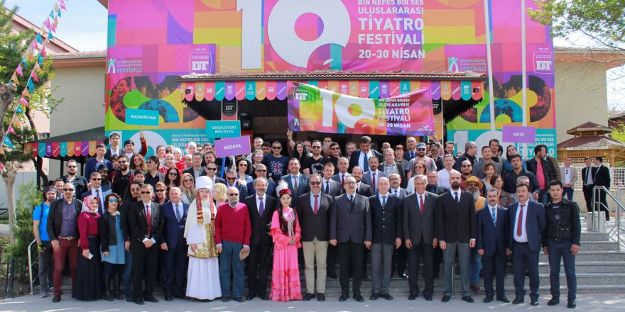 Konya'da, Bin Nefes Bir Ses Uluslararası Tiyatro Festivali başladı
