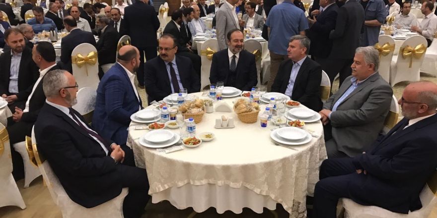 Diyanet İşleri Başkanı Mehmet Görmez Konya'da iş adamlarıyla buluştu